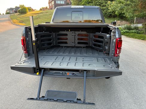 Used 2020 Ford F150 Raptor w/ Equipment Group 802A Luxury AWD/4WD image 11