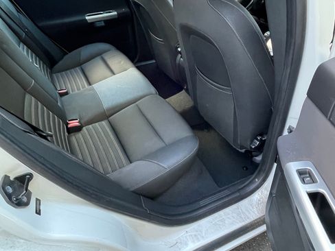 Used 2011 Volvo S40 T5 image 15