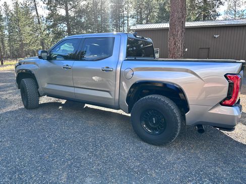 Used 2023 Toyota Tundra Platinum image 6