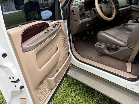 Used 2003 Ford Excursion Eddie Bauer AWD/4WD image 8