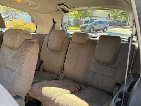 Used 2015 Honda Odyssey EX image 11