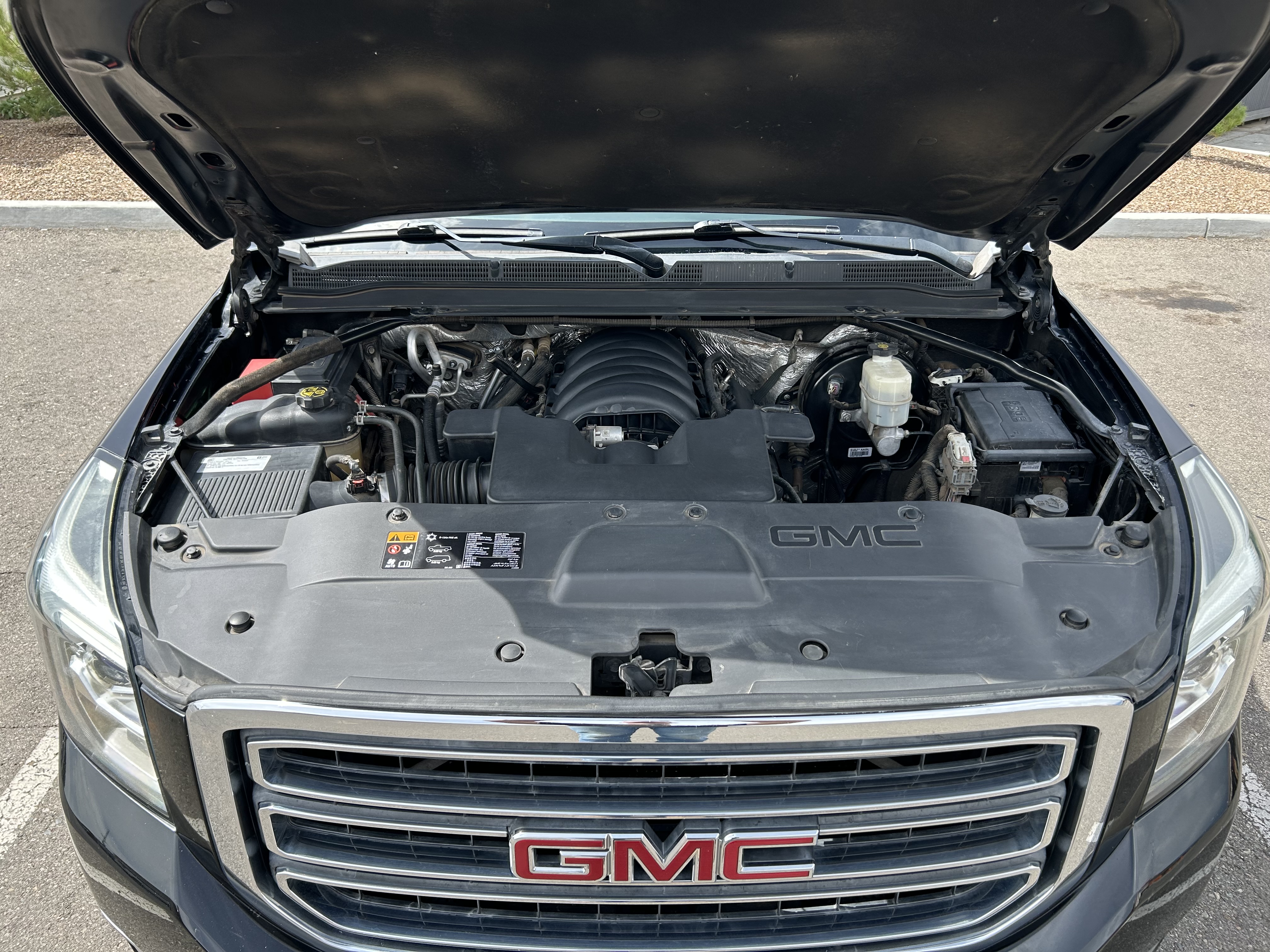 Used 2016 GMC Yukon XL SLE w/ Convenience Package RWD image 16