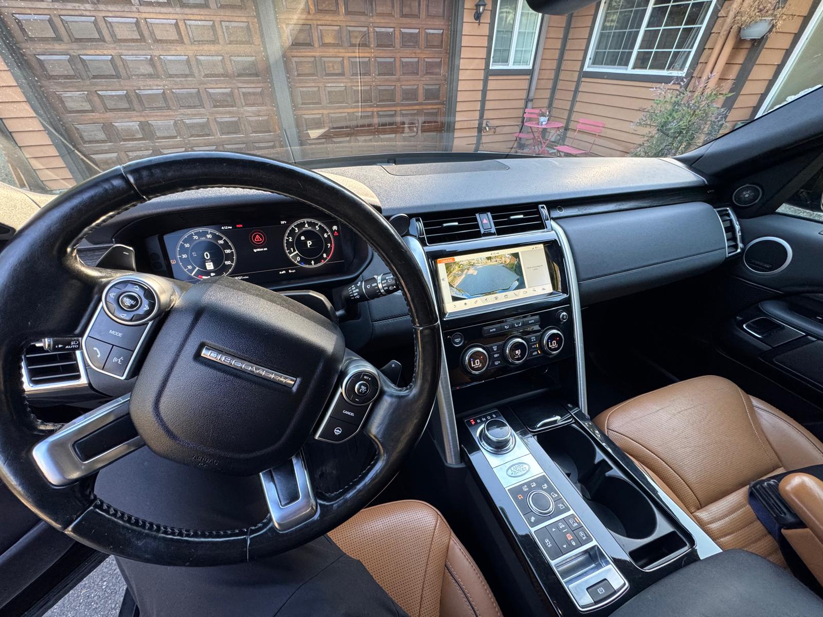 Used 2018 Land Rover Discovery HSE AWD/4WD image 23