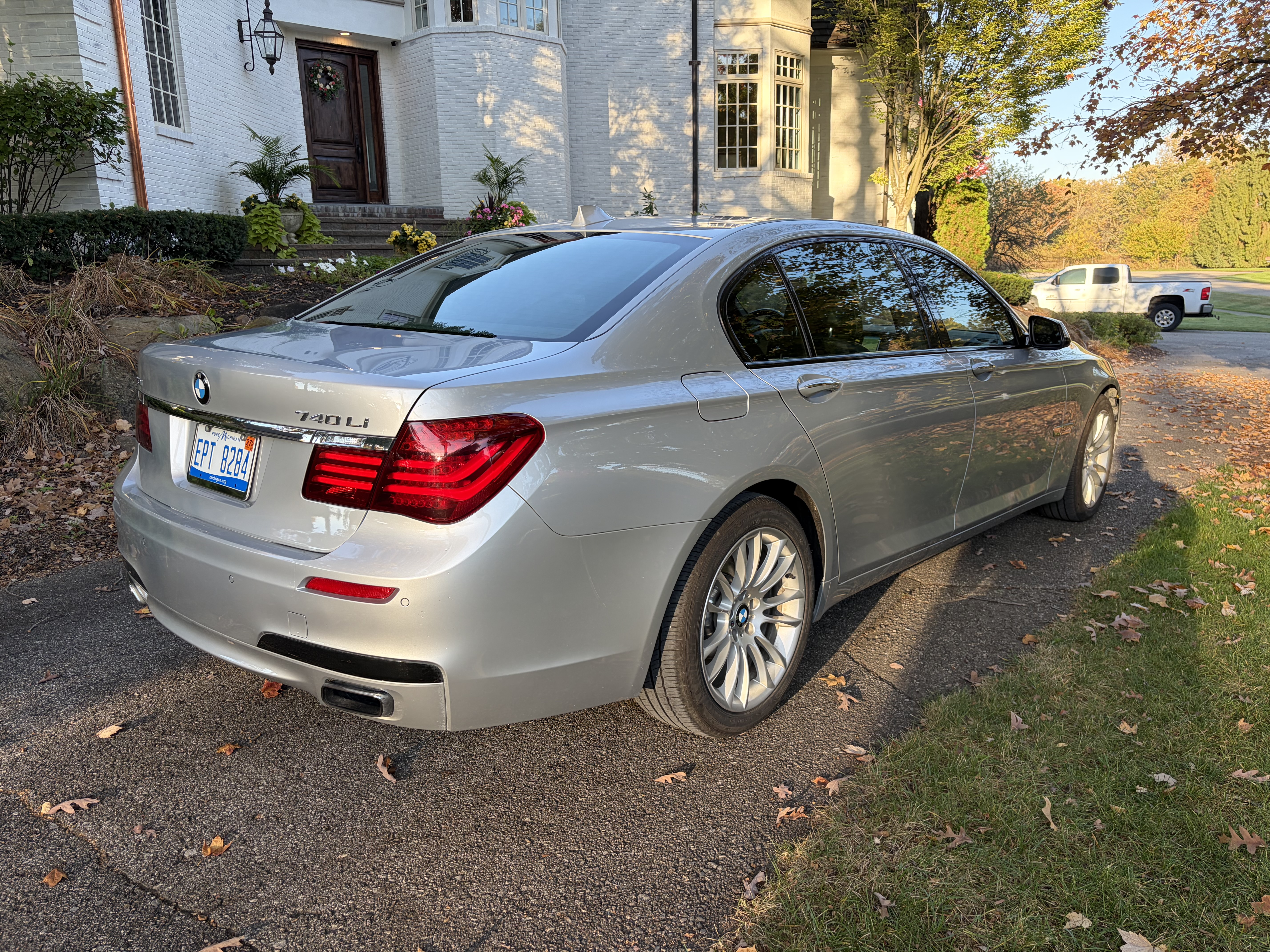 Used 2015 BMW 740Li xDrive AWD/4WD image 5