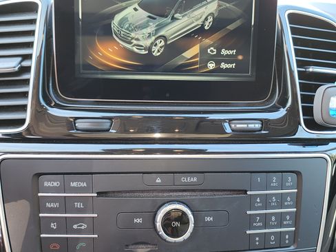 Used 2016 Mercedes-Benz GLE 350 4MATIC w/ Parking Assist Package image 17