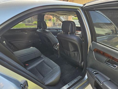 Used 2013 Mercedes-Benz S 550 4MATIC image 5