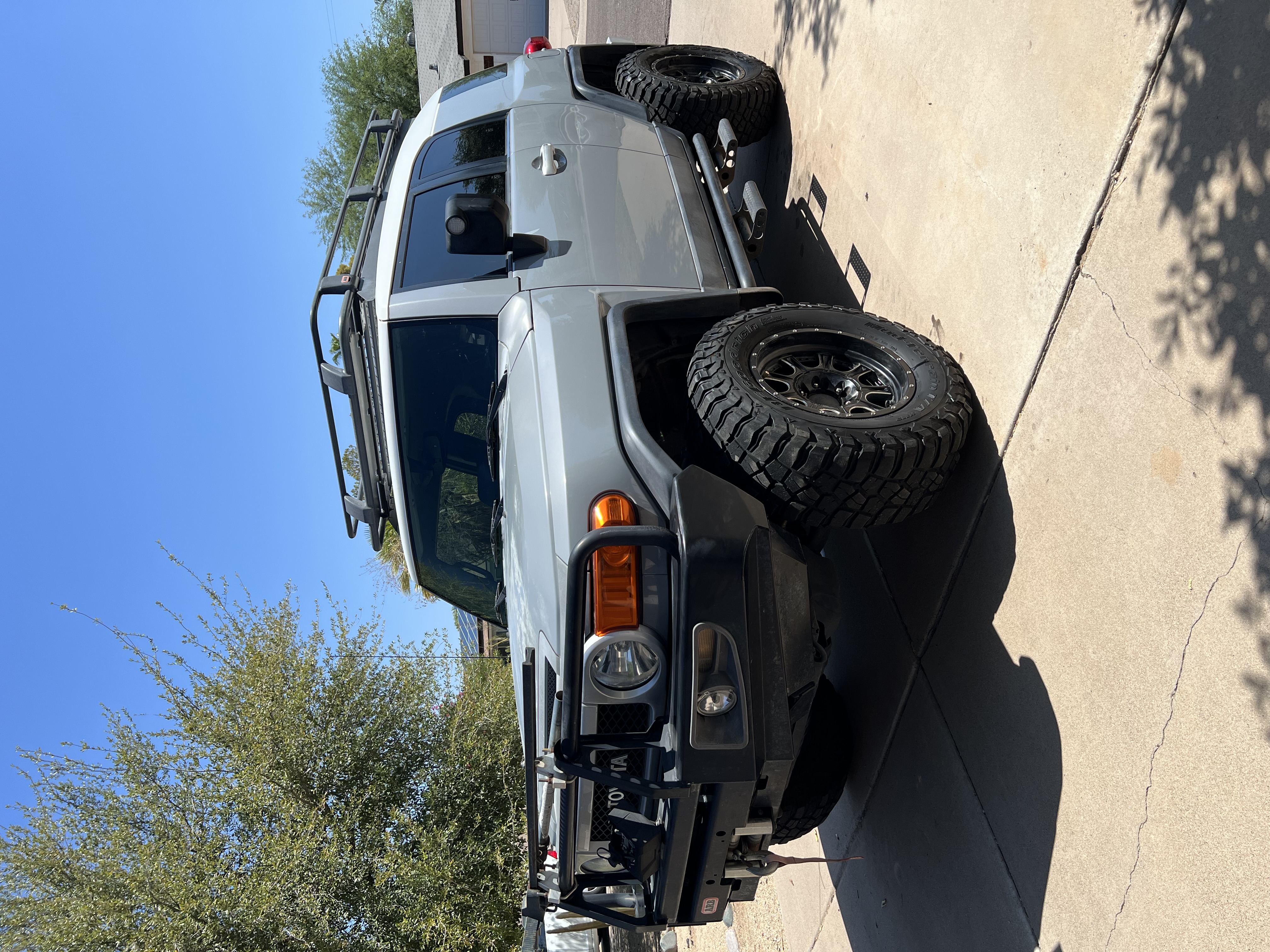 Used 2014 Toyota FJ Cruiser 4WD w/ Upgrade Package image 2