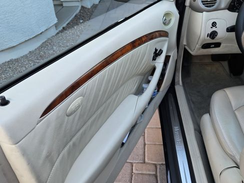 Used 2005 Mercedes-Benz CLK 500 Coupe image 6