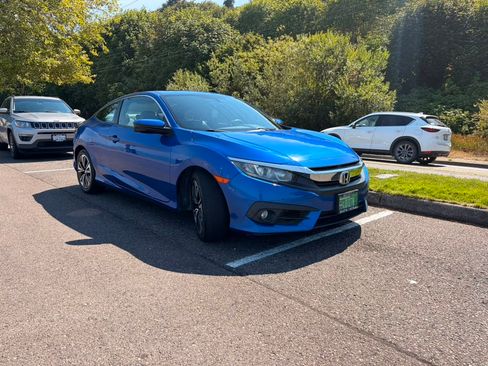 Used 2017 Honda Civic EX-T image 4