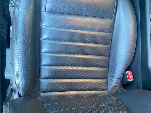 Used 2005 Ford Mustang GT image 15