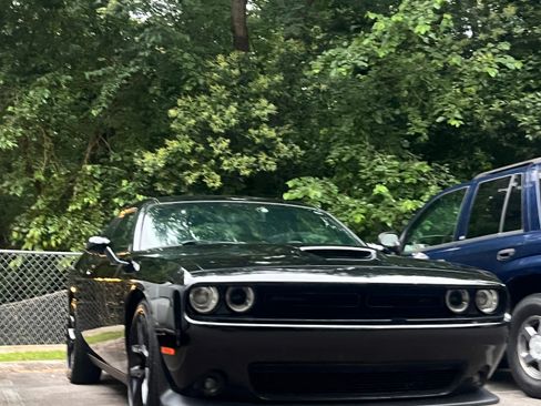 Used 2021 Dodge Challenger GT w/ Blacktop Package image 10