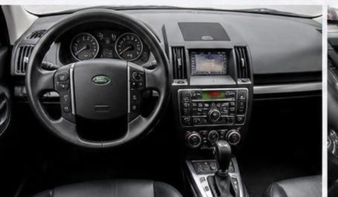 Used 2014 Land Rover LR2 HSE AWD/4WD image 4