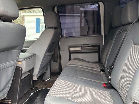 Used 2014 Ford F250 XLT image 10