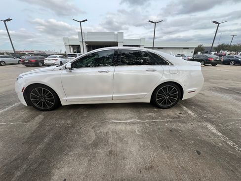 Used 2016 Lincoln MKZ w/ Equipment Group 300A Reserve image 4