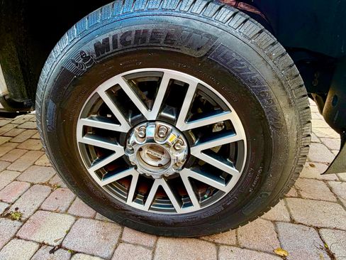 Used 2017 Ford F250 Lariat w/ Lariat Ultimate Package image 10