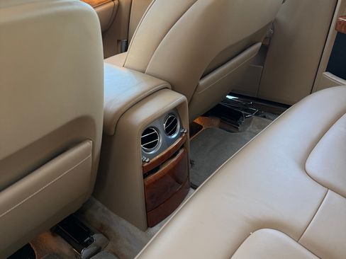 Used 2009 Rolls-Royce Phantom Coupe image 13