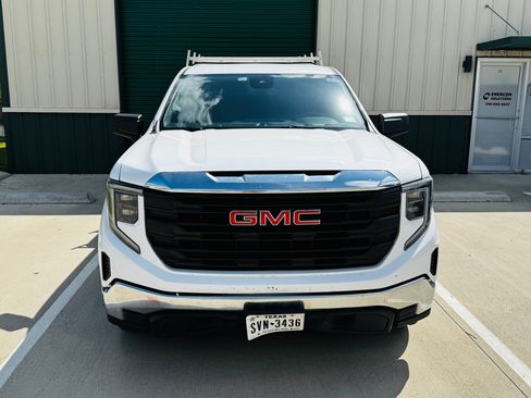 Used 2023 GMC Sierra 1500 Pro w/ Pro Value Package image 8