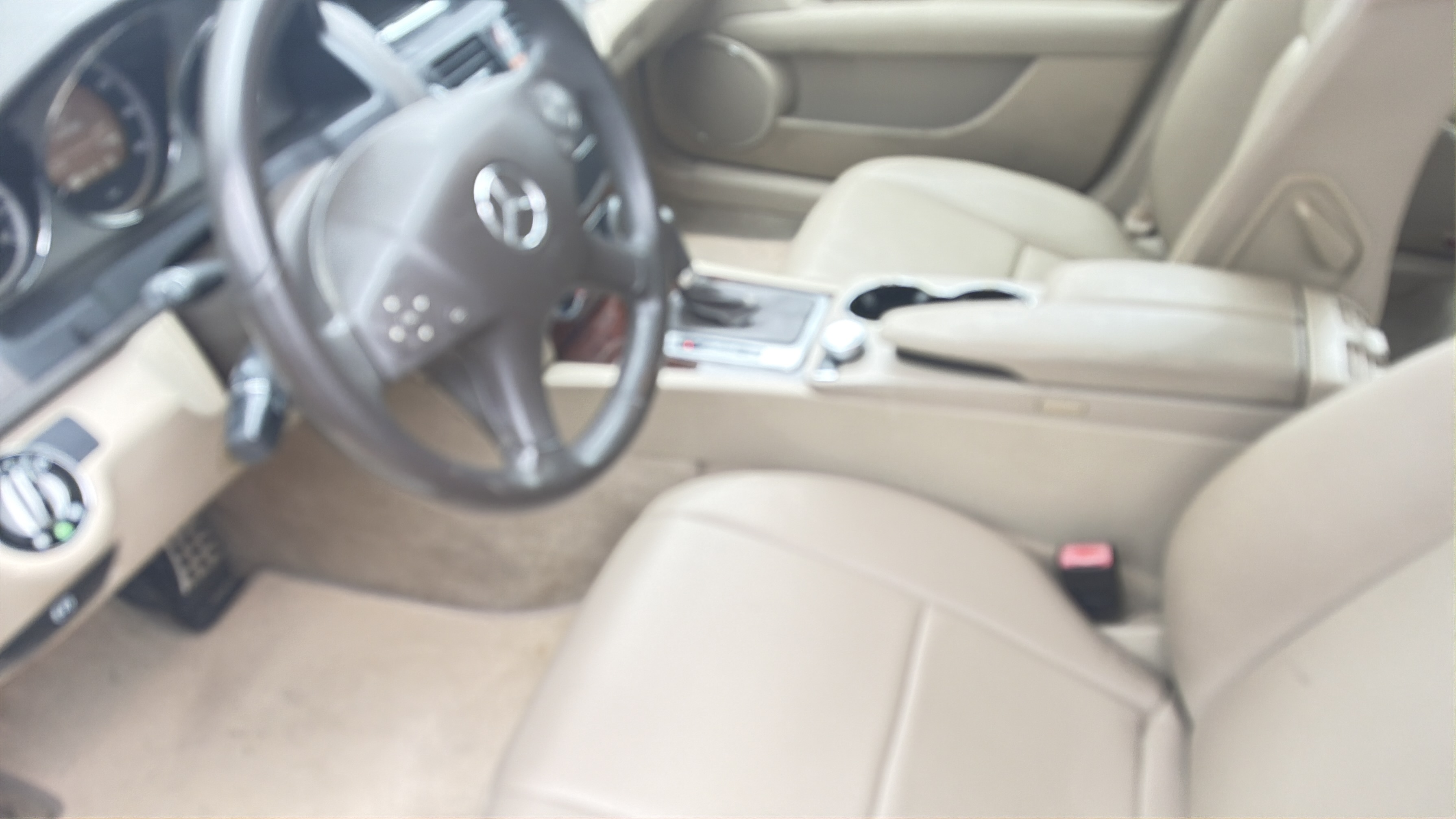 Used 2009 Mercedes-Benz C 300 4MATIC Sedan image 13