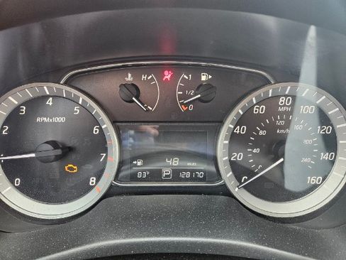 Used 2014 Nissan Sentra SV FWD image 5