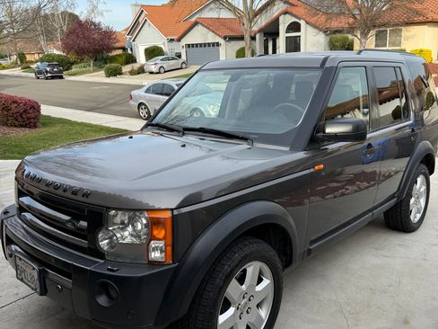Used 2006 Land Rover LR3 HSE image 2