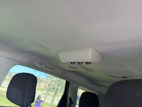 Used 2014 Dodge Journey SXT w/ Flexible Seating Group image 15