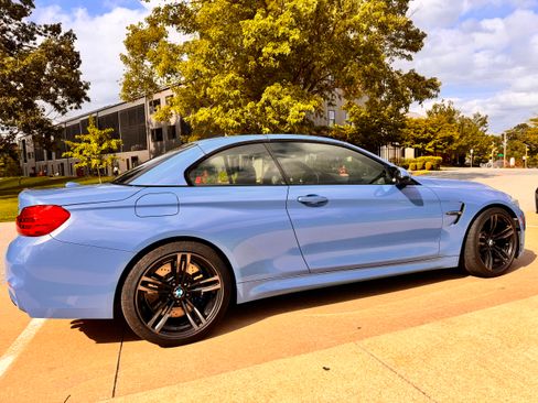 Used 2015 BMW M4 Convertible RWD image 7