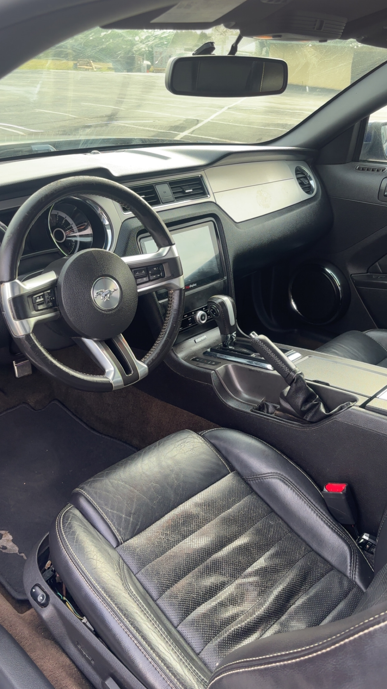 Used 2013 Ford Mustang Premium RWD image 6