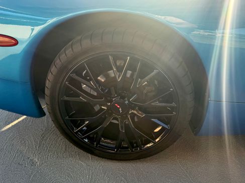 Used 1998 Chevrolet Corvette Convertible 2D image 13