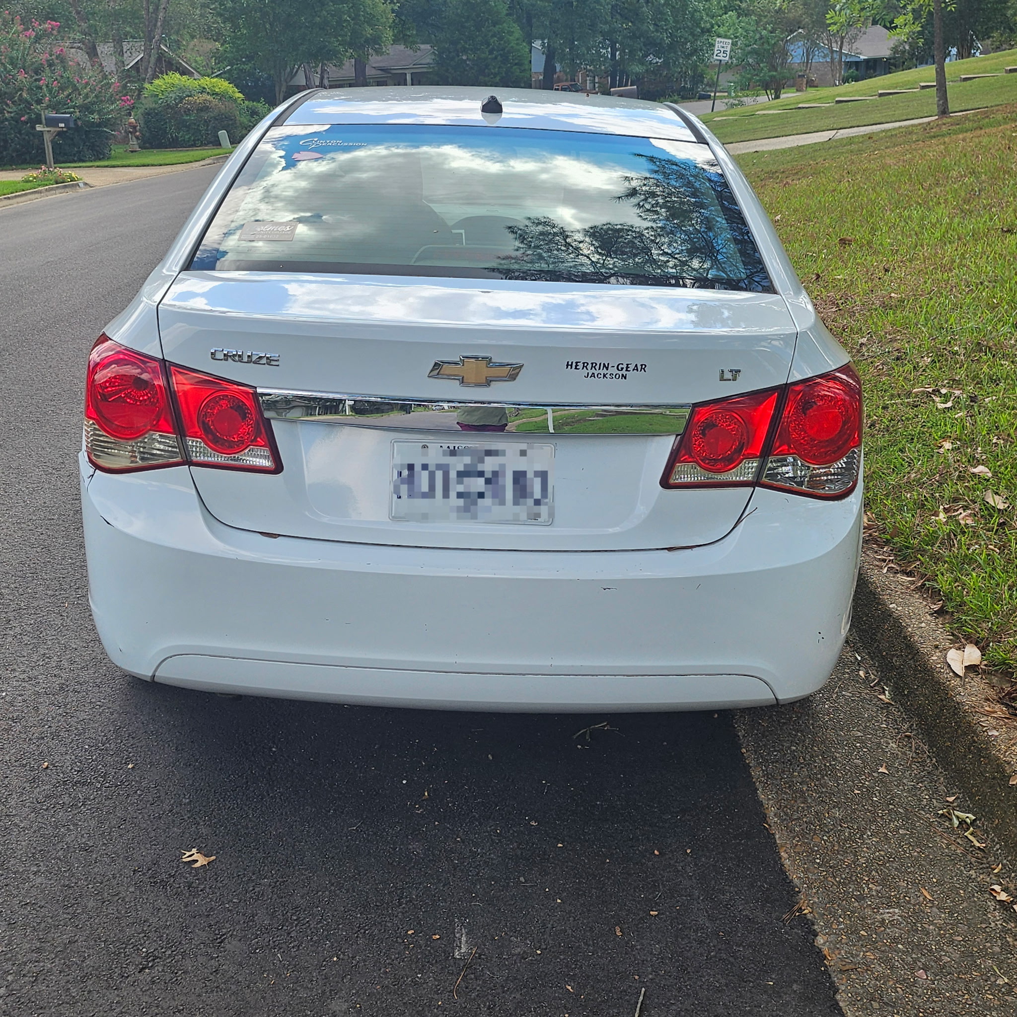 Used 2012 Chevrolet Cruze LT FWD image 5