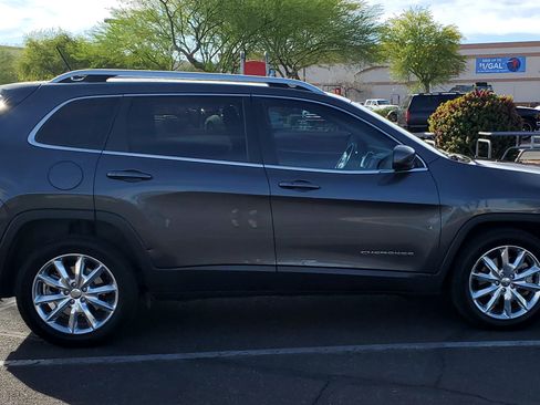 Used 2015 Jeep Cherokee Limited w/ Technology Group image 1