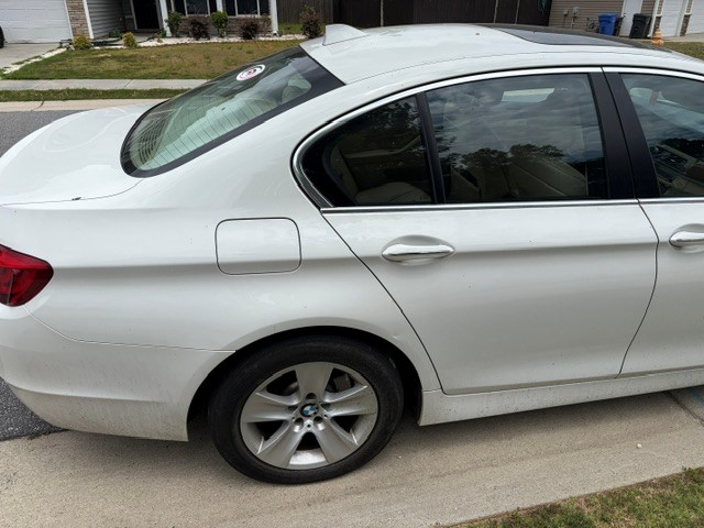 Used 2012 BMW 528i Sedan RWD image 2
