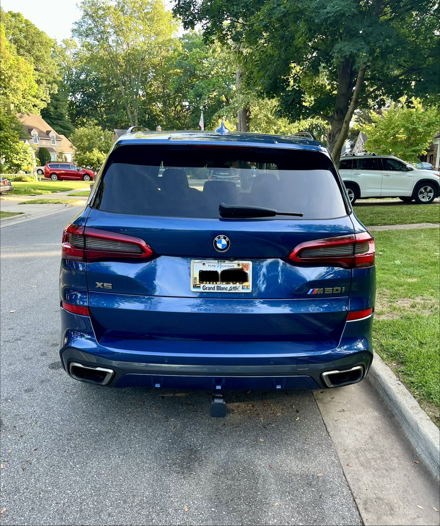 Used 2020 BMW X5 M50i w/ Premium Package AWD/4WD image 5