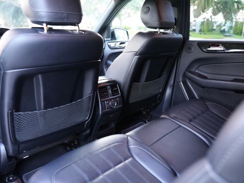 Used 2018 Mercedes-Benz GLE 43 AMG 4MATIC image 11