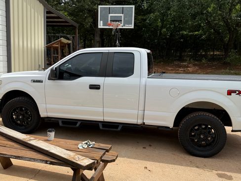 Used 2019 Ford F150 XL w/ Equipment Group 101A Mid AWD/4WD image 10