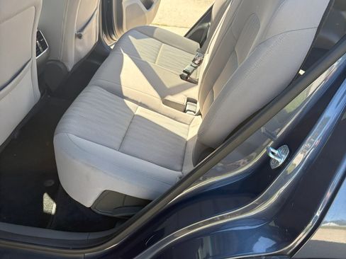 Used 2017 Kia Sportage LX image 8