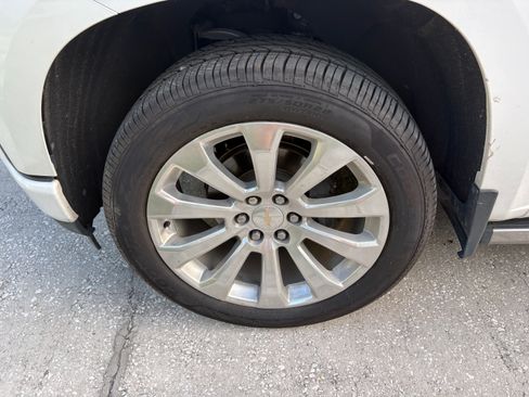 Used 2022 Chevrolet Silverado 1500 High Country image 17