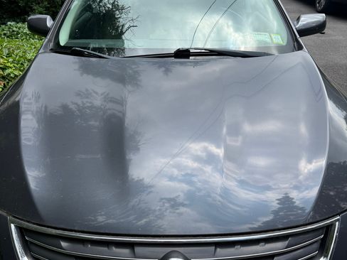 Used 2010 Nissan Altima 2.5 S FWD image 1