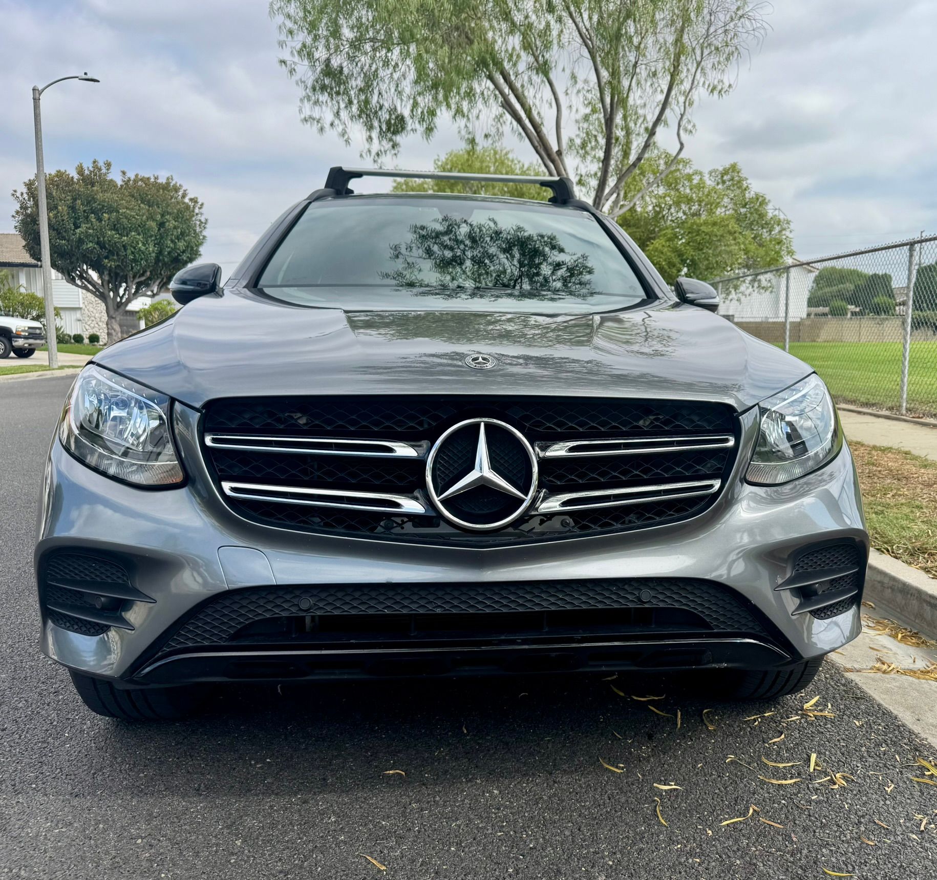 Used 2019 Mercedes-Benz GLC 300 image 2