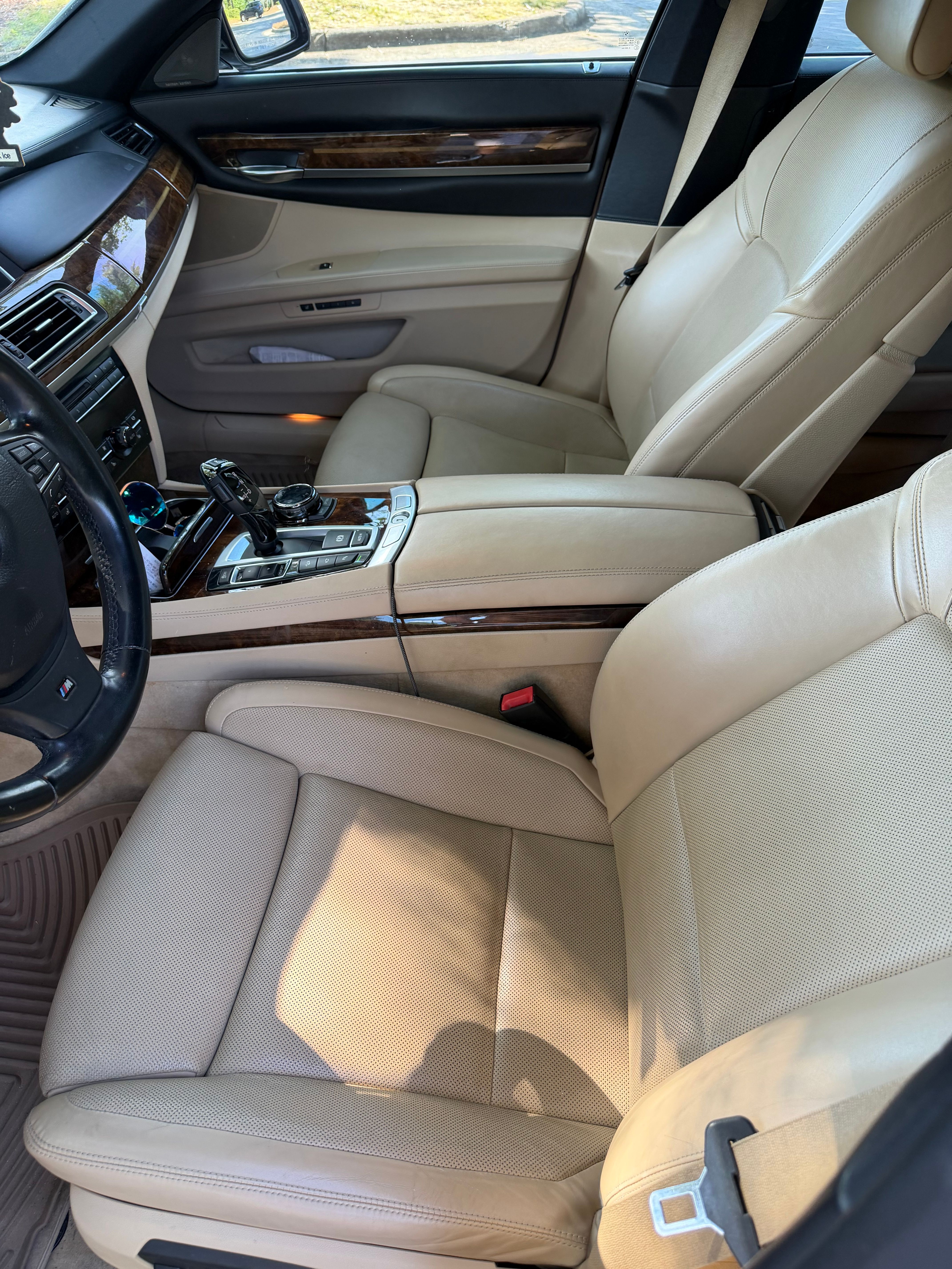 Used 2014 BMW 740Li xDrive AWD/4WD image 11