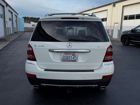 Used 2009 Mercedes-Benz GL 450 4MATIC image 4