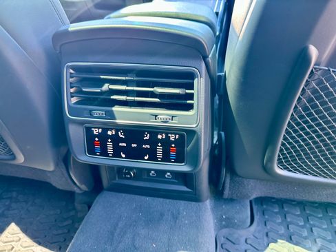 Used 2022 Audi Q7 2.0T Premium Plus w/ Premium Plus Package image 13