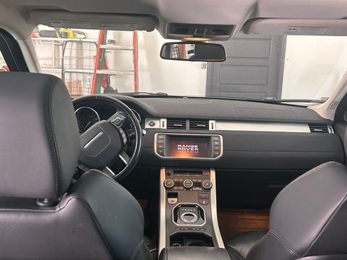 Used 2013 Land Rover Range Rover Evoque Pure Premium image 12