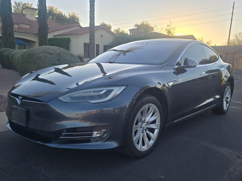 Used 2016 Tesla Model S P90D image 12