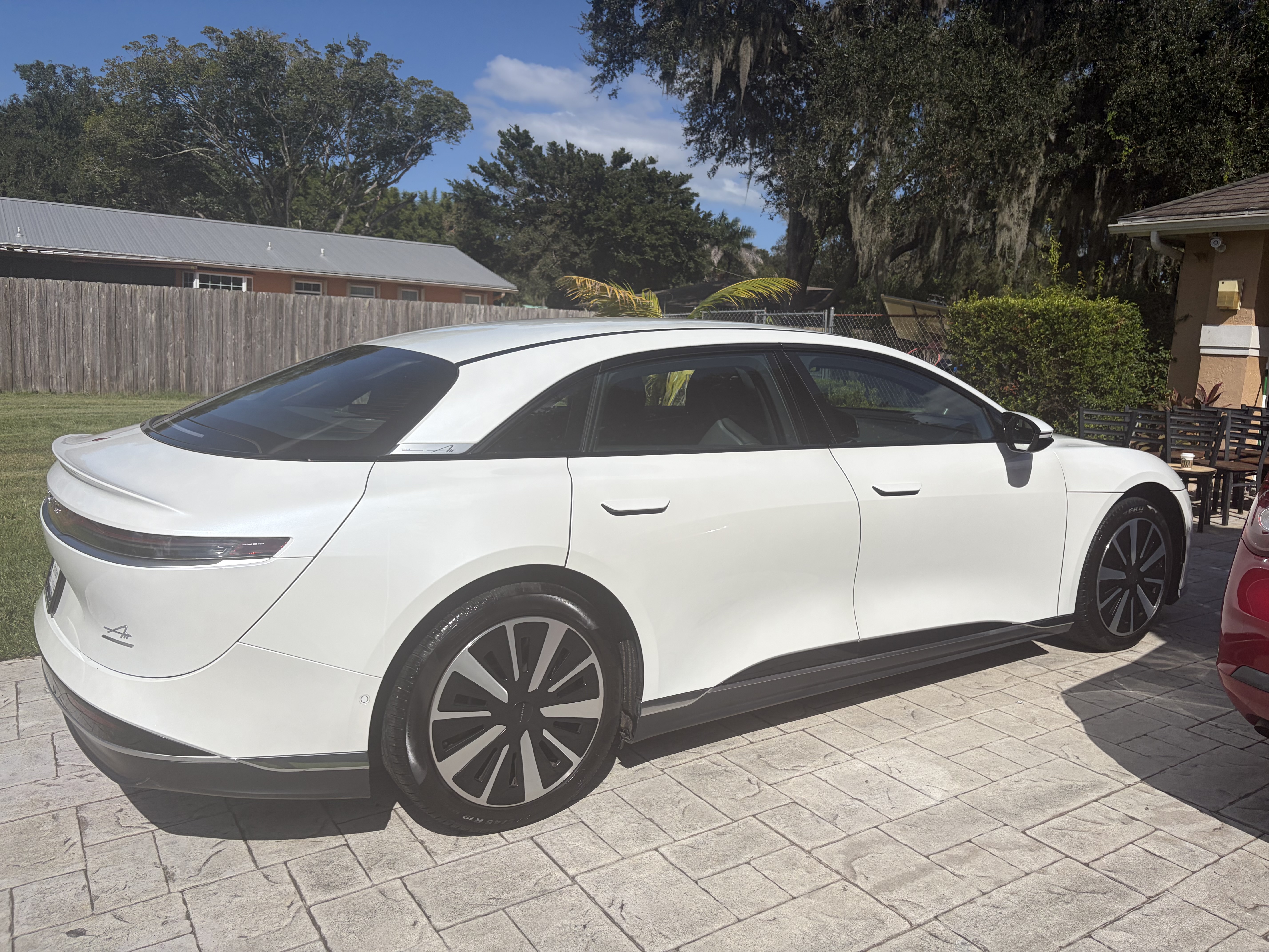 Used 2024 Lucid Air Touring AWD/4WD image 8