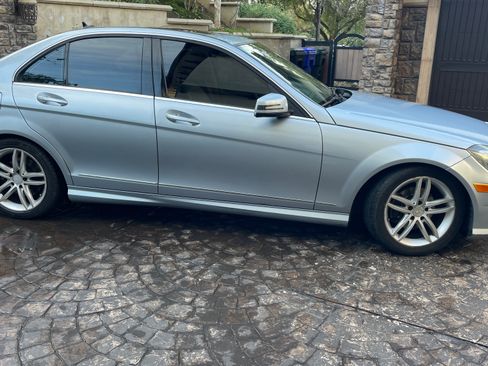 Used 2013 Mercedes-Benz C 250 C 250 Sport Sedan 4D image 4