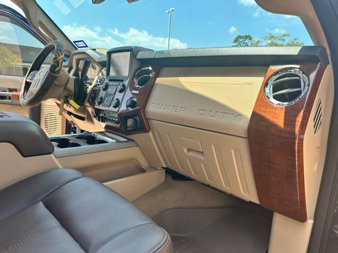 Used 2016 Ford F350 King Ranch w/ FX4 Off-Road Package AWD/4WD image 20