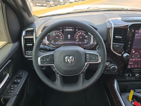 Used 2026 RAM 1500 Big Horn AWD/4WD image 12