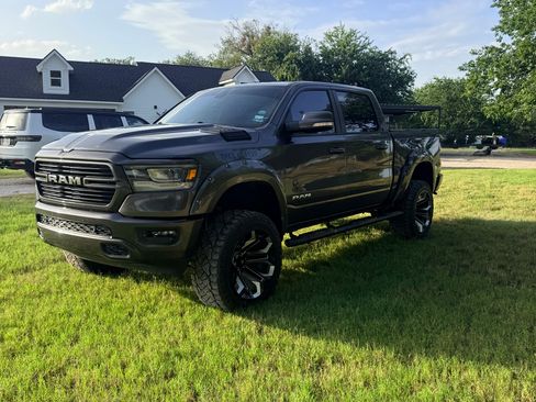 Used 2021 RAM 1500 Big Horn AWD/4WD image 2