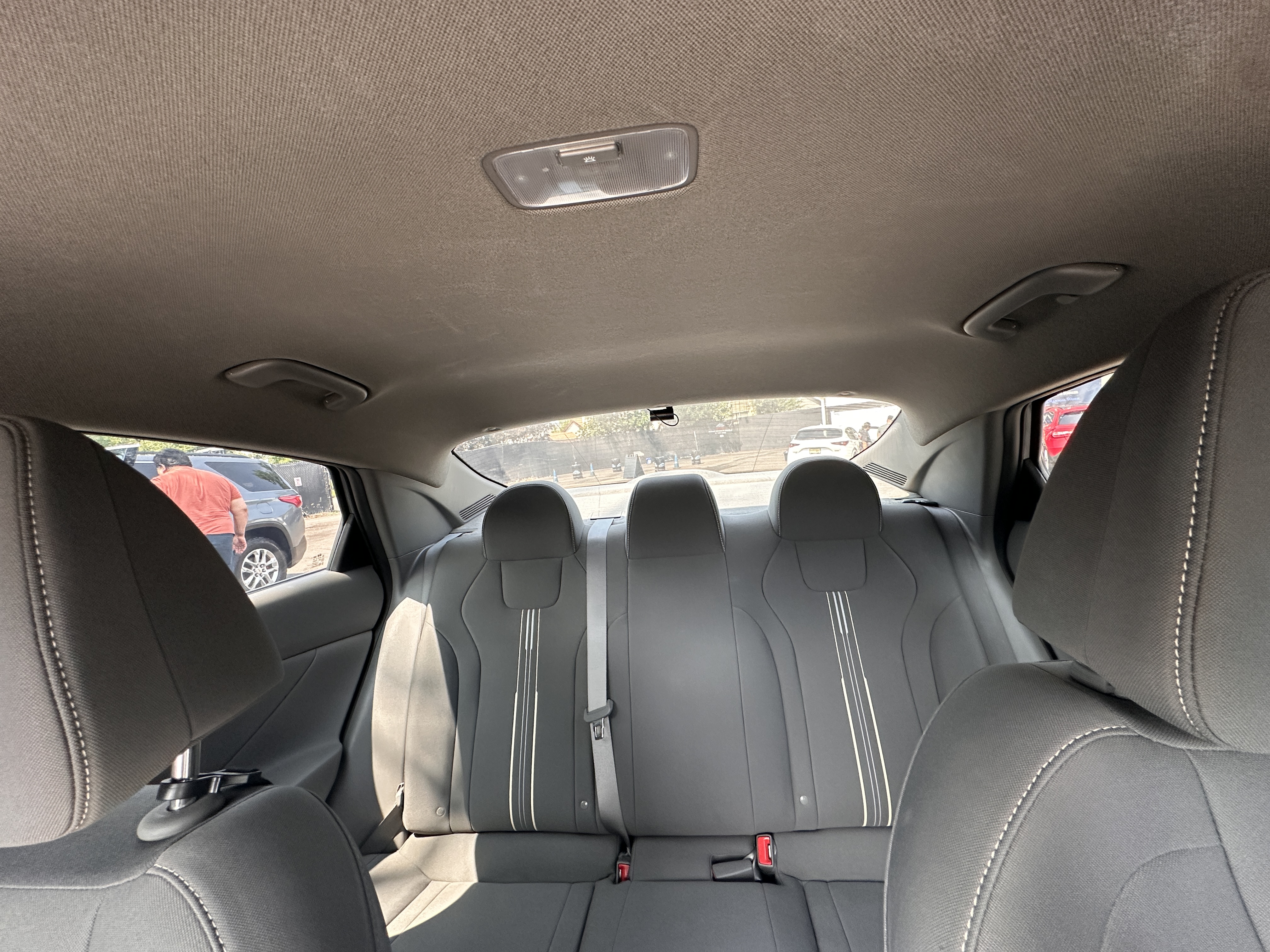Used 2023 Hyundai Elantra SEL FWD image 13