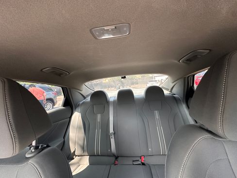 Used 2023 Hyundai Elantra SEL FWD image 13